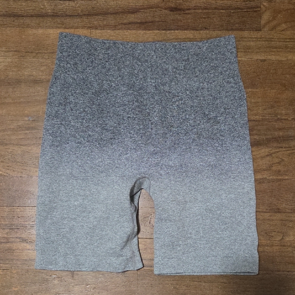 🔵3/$13 Otos Ombre Athletic Shorts